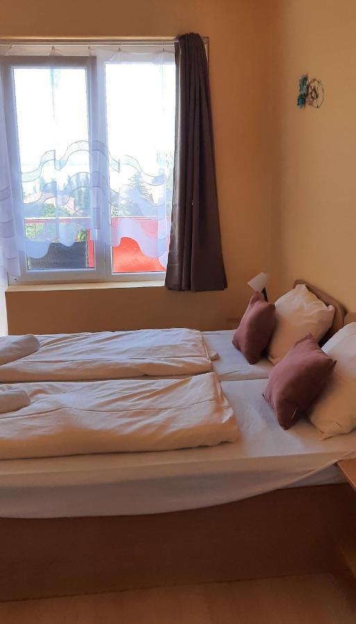 Manuela Ifjusagi Hotel Balatonfüred Extérieur photo